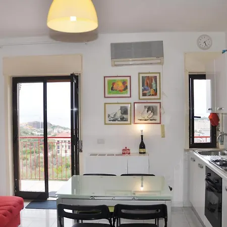 Casa Sperone - Ospedale Papardo Apartament